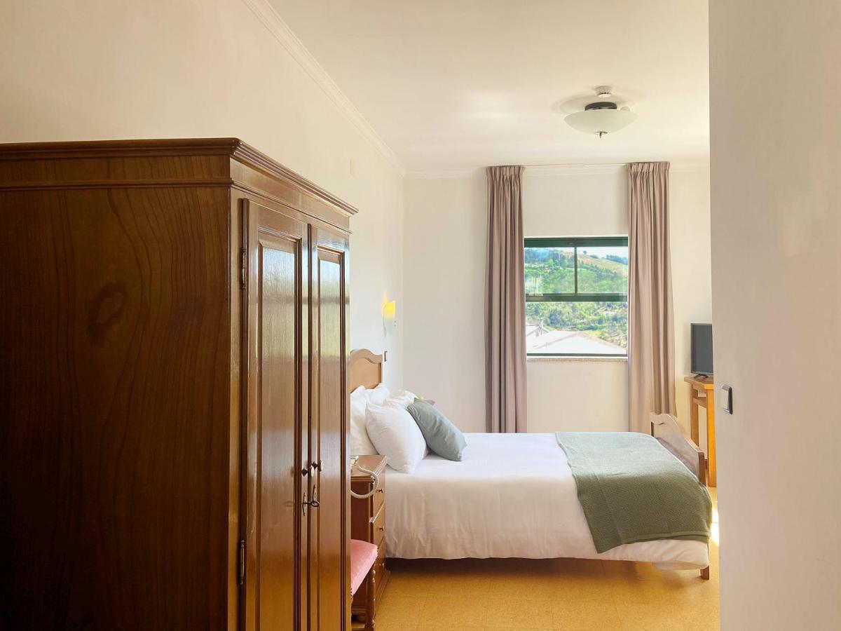 Vinhais Hotel Extérieur photo